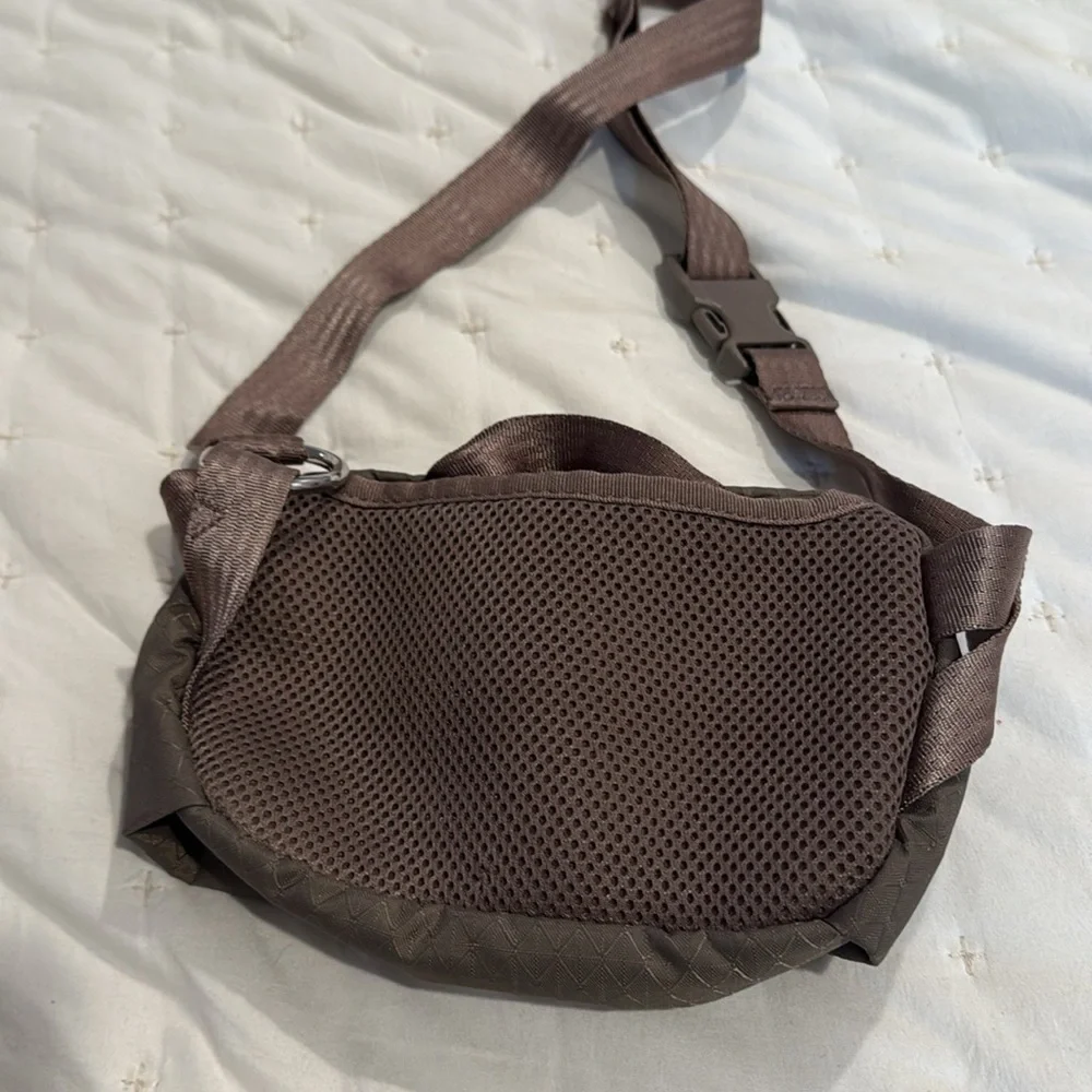 Athleta compact crossbody